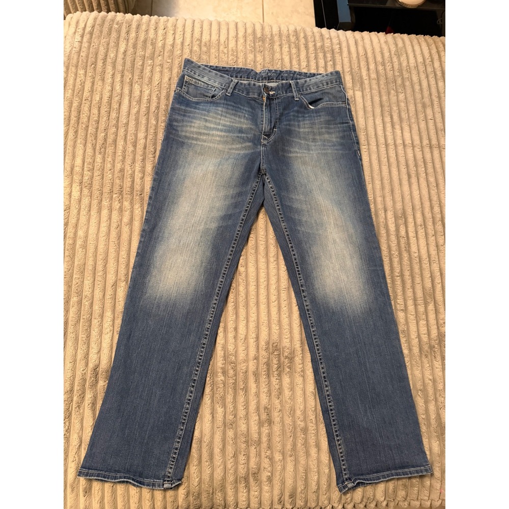 Calvin Klein Jeans Mens 34x30‎ Straight Leg Medium Wash Blue Denim RN 36543